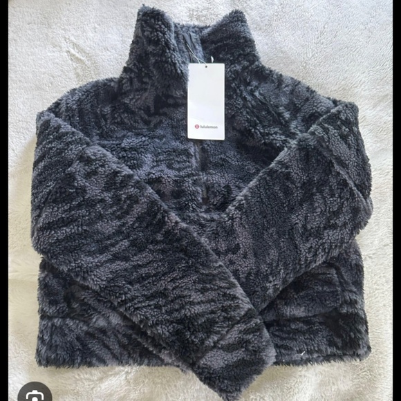 Sherpa lululemon scuba - Picture 2 of 3